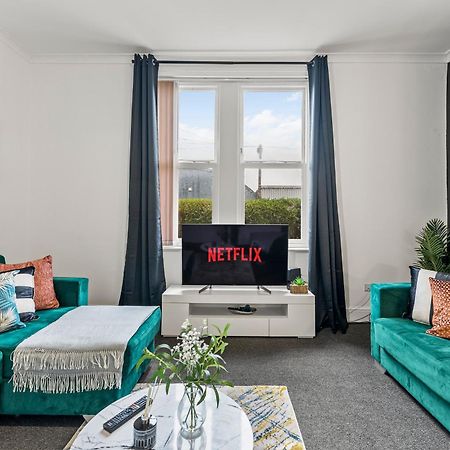 Apartamento 20 Percent Off! Stylish Sheffield Abode Sleeps 12 Exterior foto