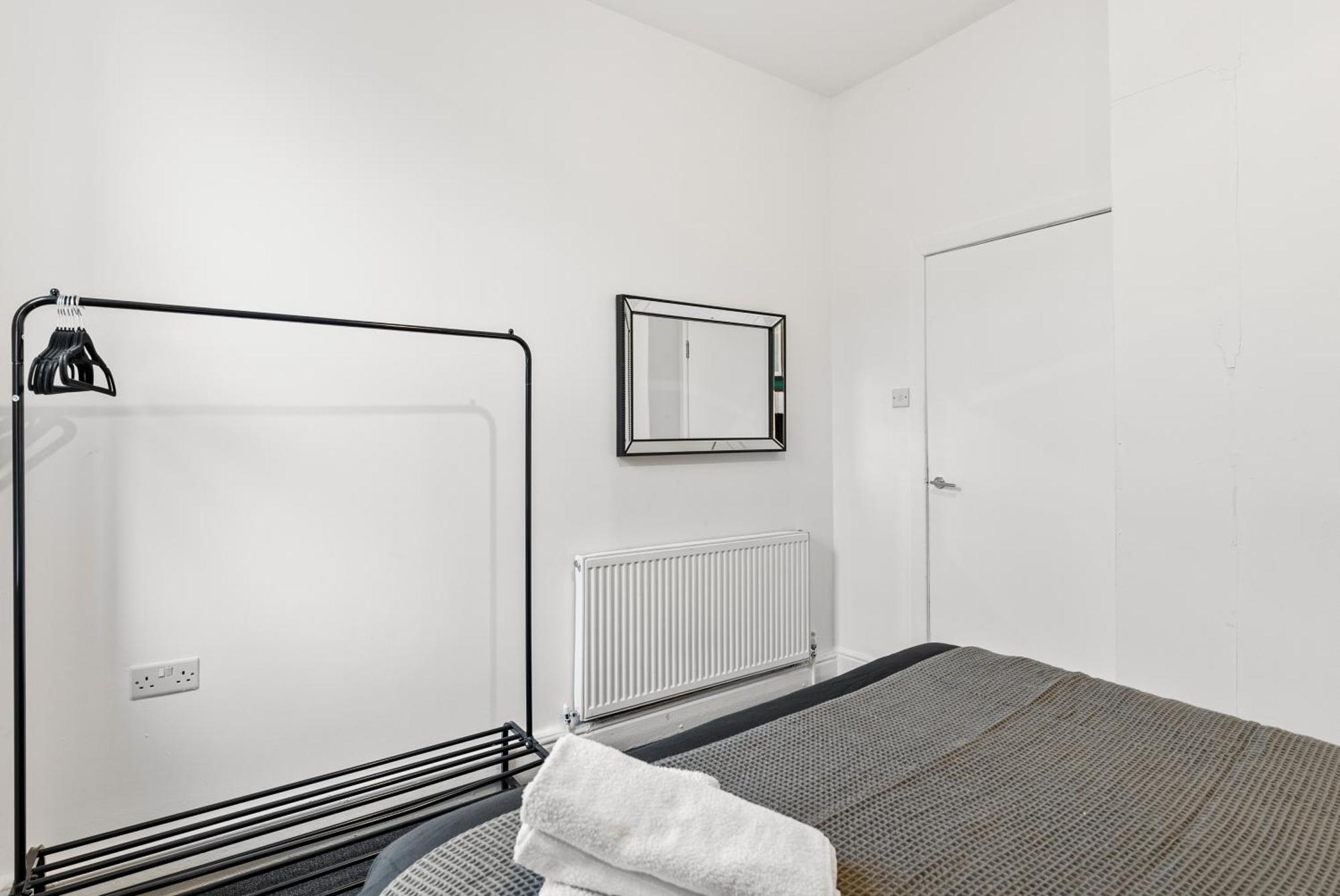 Apartamento 20 Percent Off! Stylish Sheffield Abode Sleeps 12 Exterior foto