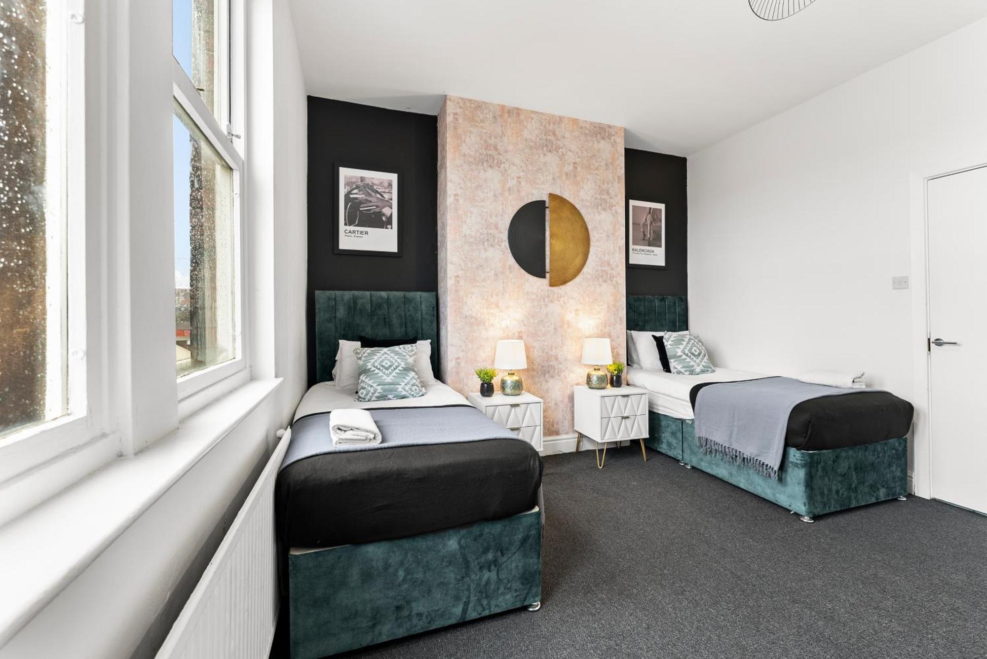 Apartamento 20 Percent Off! Stylish Sheffield Abode Sleeps 12 Exterior foto